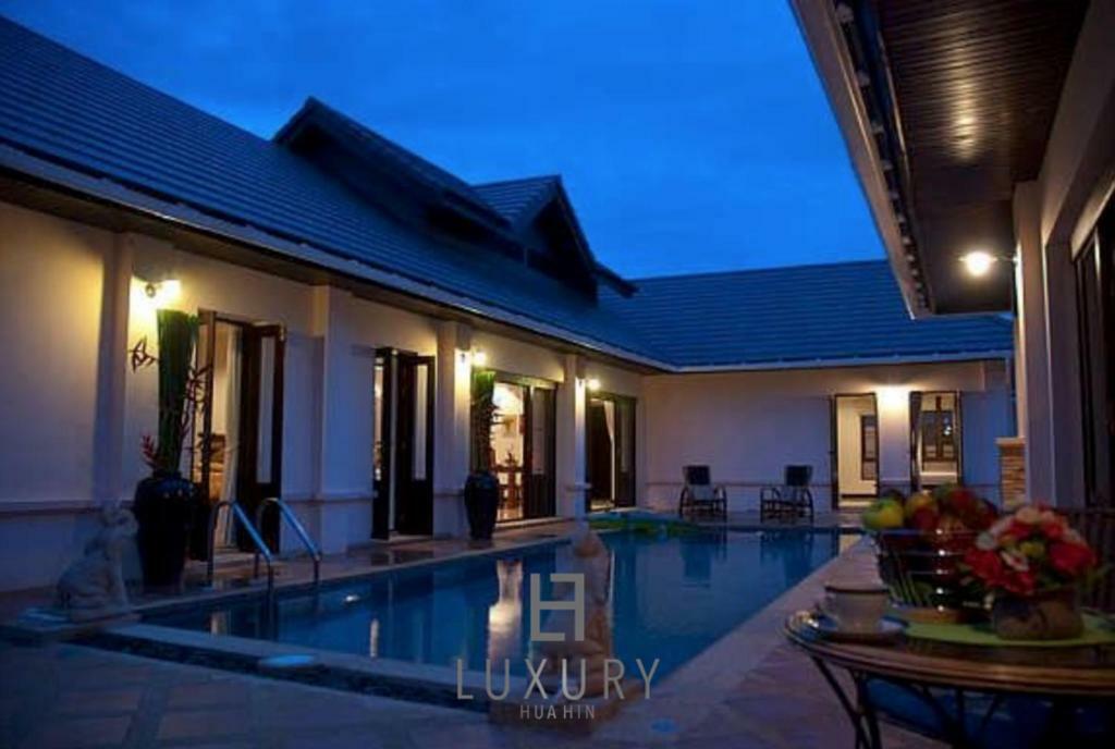 4 Bedroom Private Bali Style Villa Hh6 ホアヒン郡 エクステリア 写真